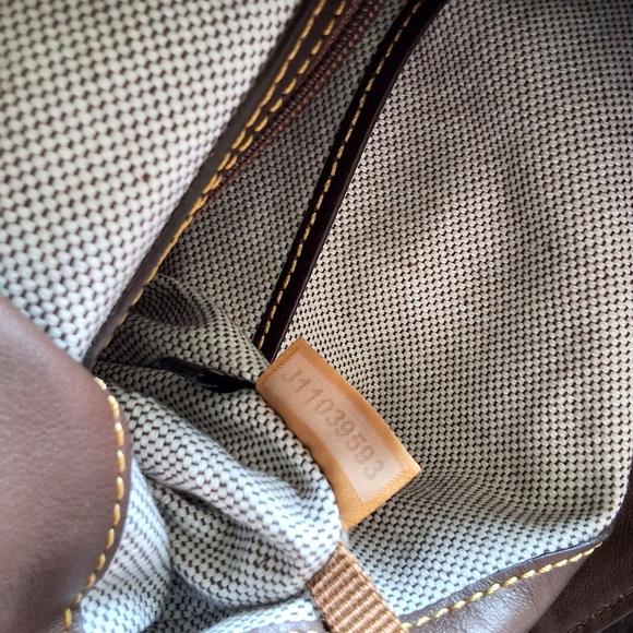 Dooney & Bourke Python Embossed Large Zip Hobo Shoulder Bag - Picture 16 of 16